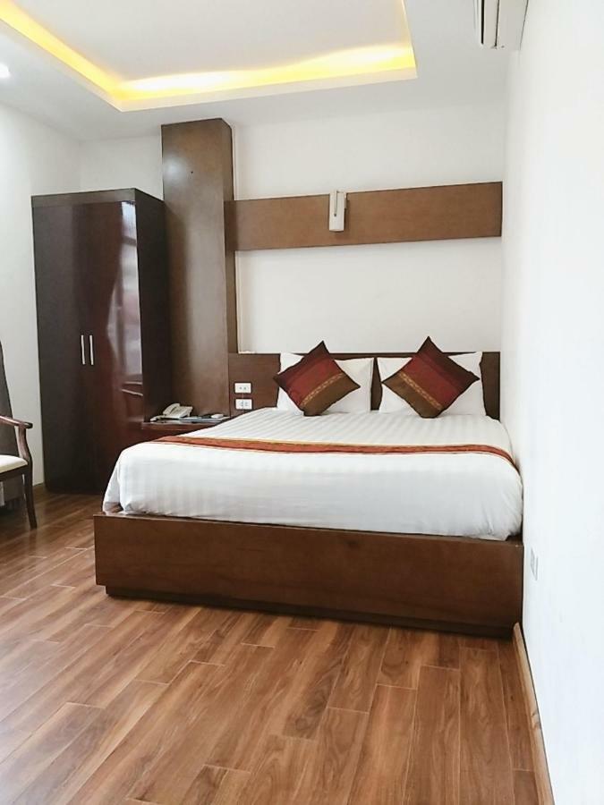 Rococo Hotel Hanoi Buitenkant foto
